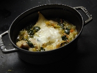 ストウブ鍋　ＳＴＡＵＢ　ストウブ料理　レストラン