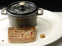 ストウブ鍋　ＳＴＡＵＢ　ストウブ料理　レストラン